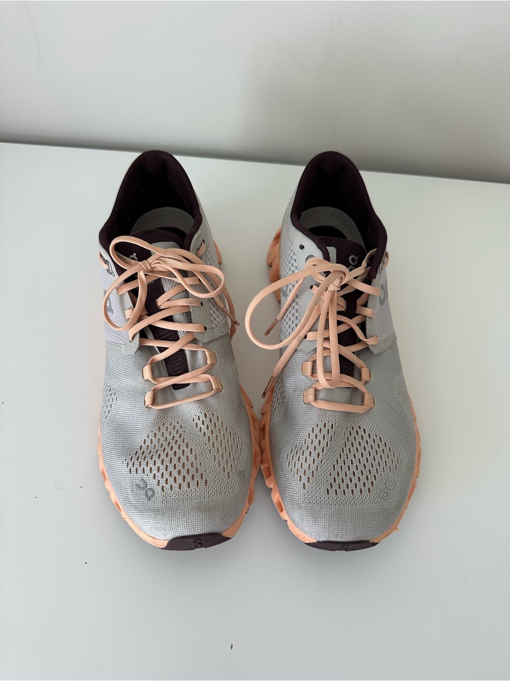 On Running Women's Light Gray and Peach Athletic Shoes